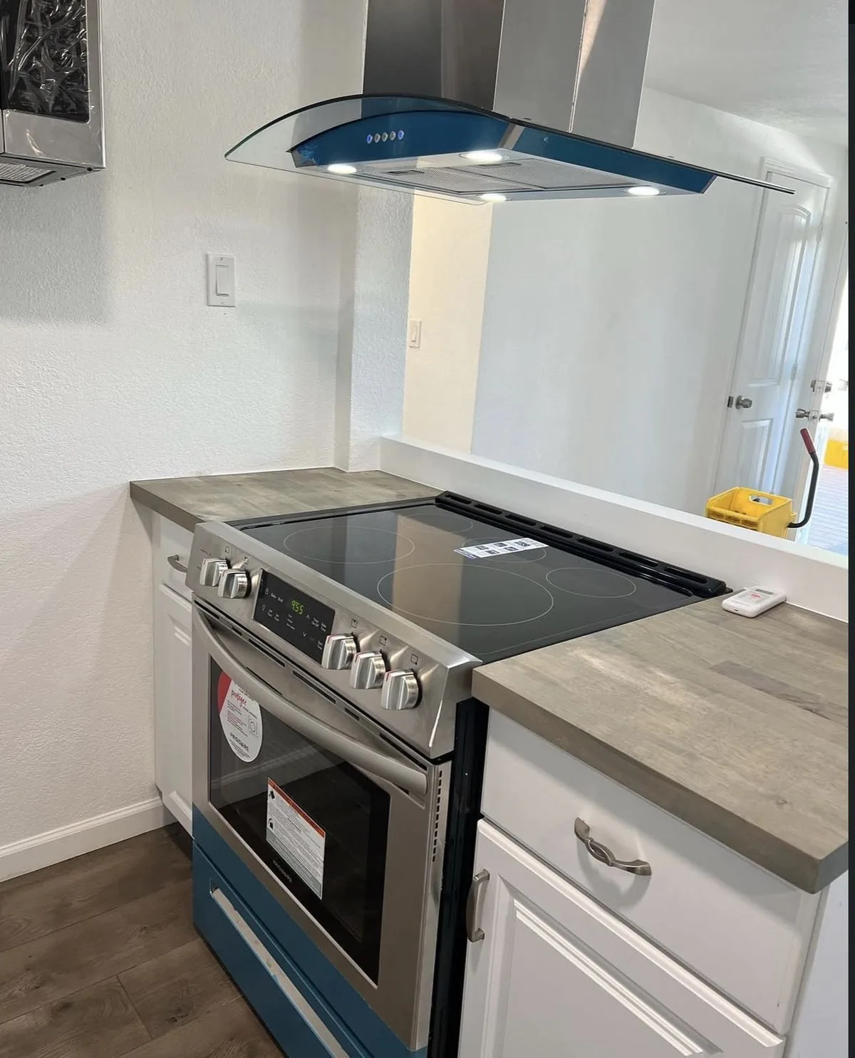 Clean kitchen following detailed service